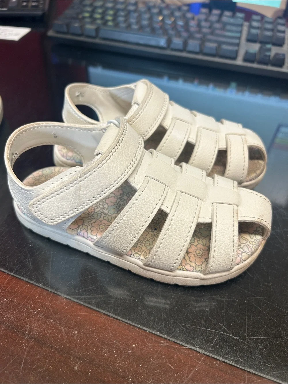 Keds White Kids Leather Sandals and Closed-Toe Shoes size 10 & 10.5 girls